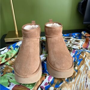 UGG Tan Platform Heeled ankle boots